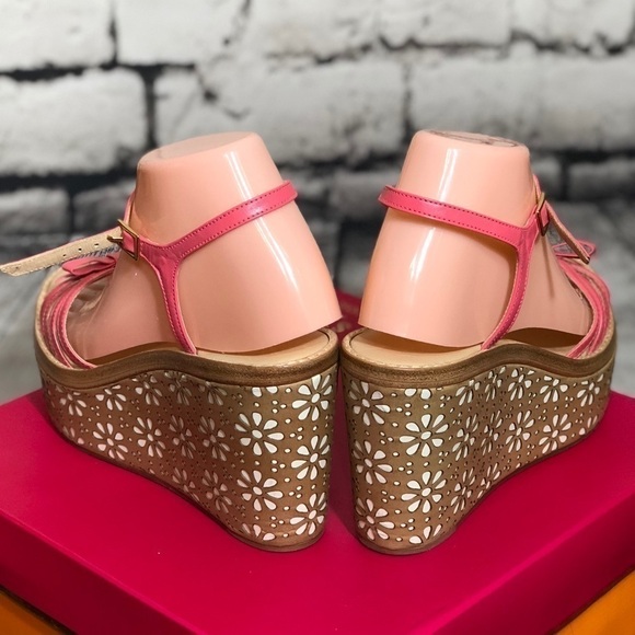 9.5 Pink Laser Cut Platform Sandals Kate Spade - Picture 3 of 6